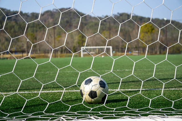 攻策略上采 攻策略上采